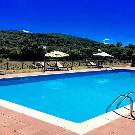 Villa Vallocchia - Sleeps 18 Exclusive Poolgrounds 5 Villa