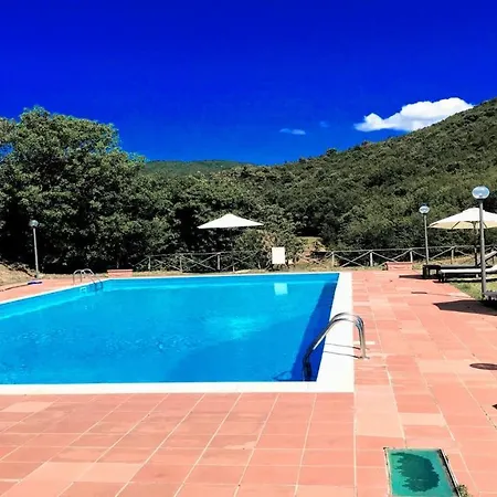 Villa Vallocchia - Sleeps 18 Exclusive Poolgrounds 5 Villa