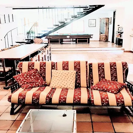 Villa Vallocchia - Sleeps 18 Exclusive Poolgrounds 5 Villa