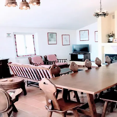 Villa Vallocchia - Sleeps 18 Exclusive Poolgrounds 5 Borgiano (Perugia)