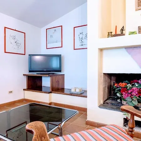 Villa Vallocchia - Sleeps 18 Exclusive Poolgrounds 5