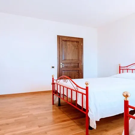 Villa Vallocchia - Sleeps 18 Exclusive Poolgrounds 5 * Borgiano (Perugia)